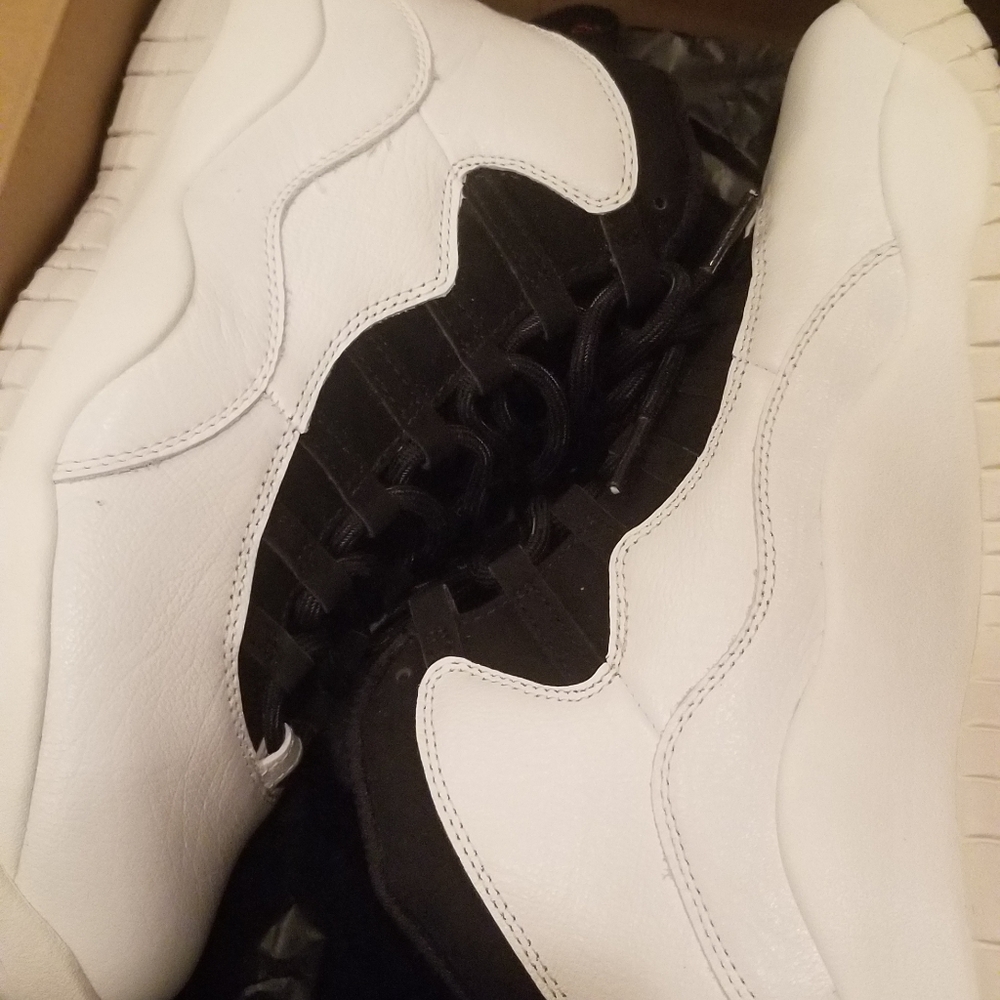 AIR JORDAN 10 RETRO - Picture 4 of 7